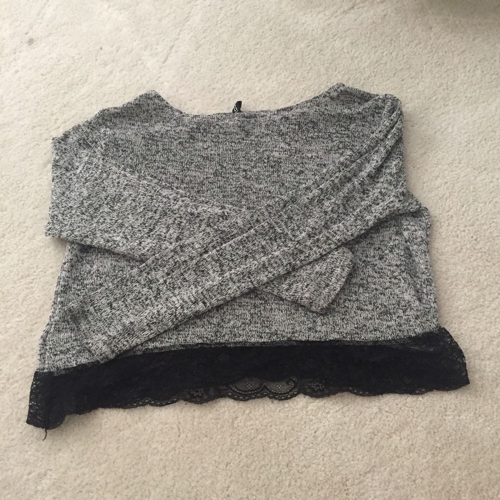 10 PIECES OF CLOTHES - Picture 6 of 8